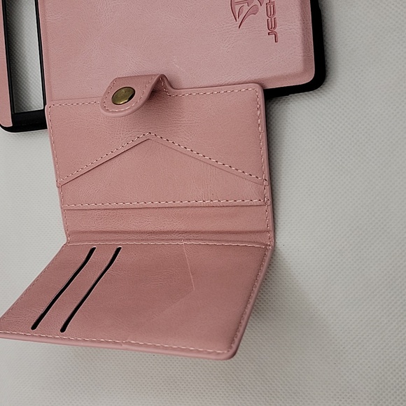 Google pixel 6A case - Picture 3 of 5